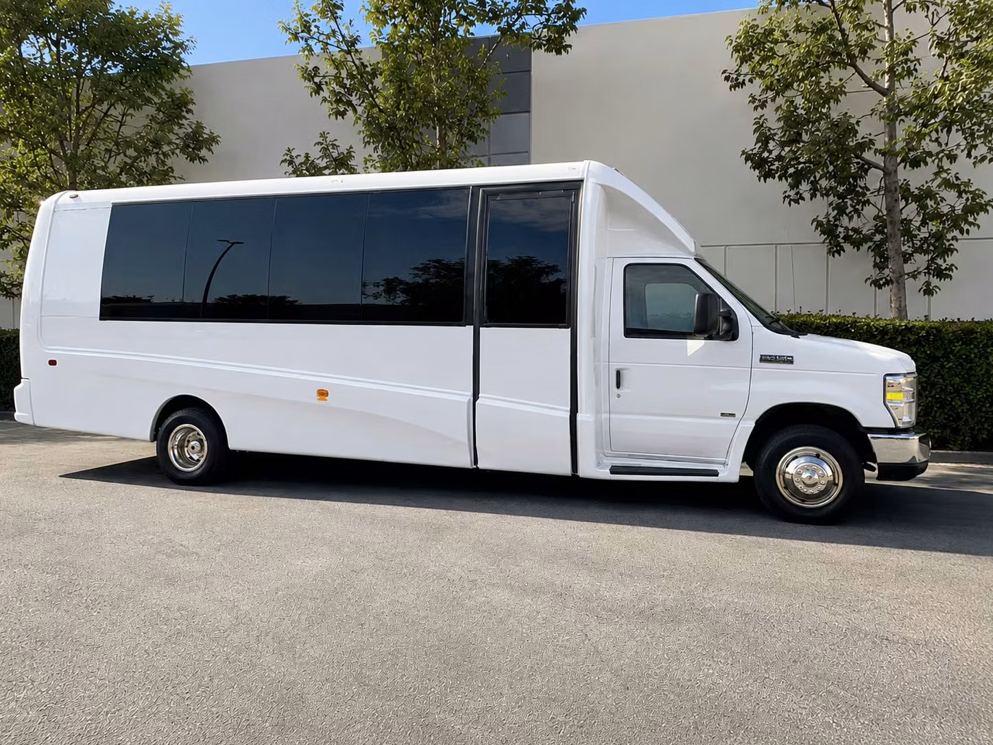 20 passenger minibus
