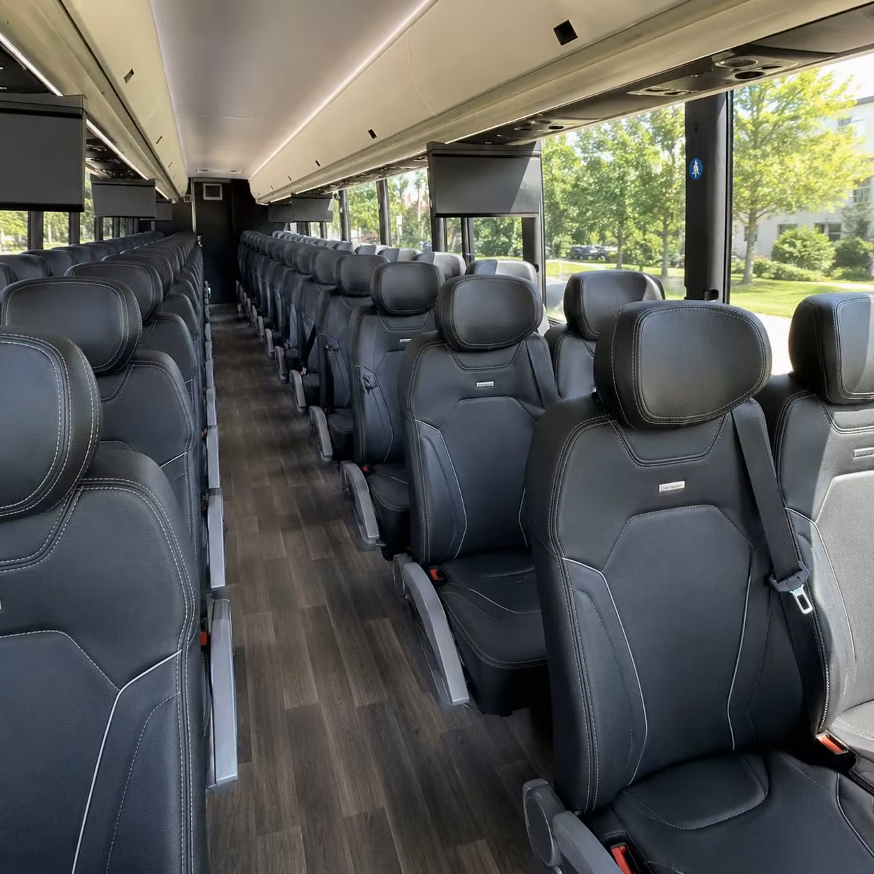 long distance charter bus rentals for temecula sports teams and fan groups