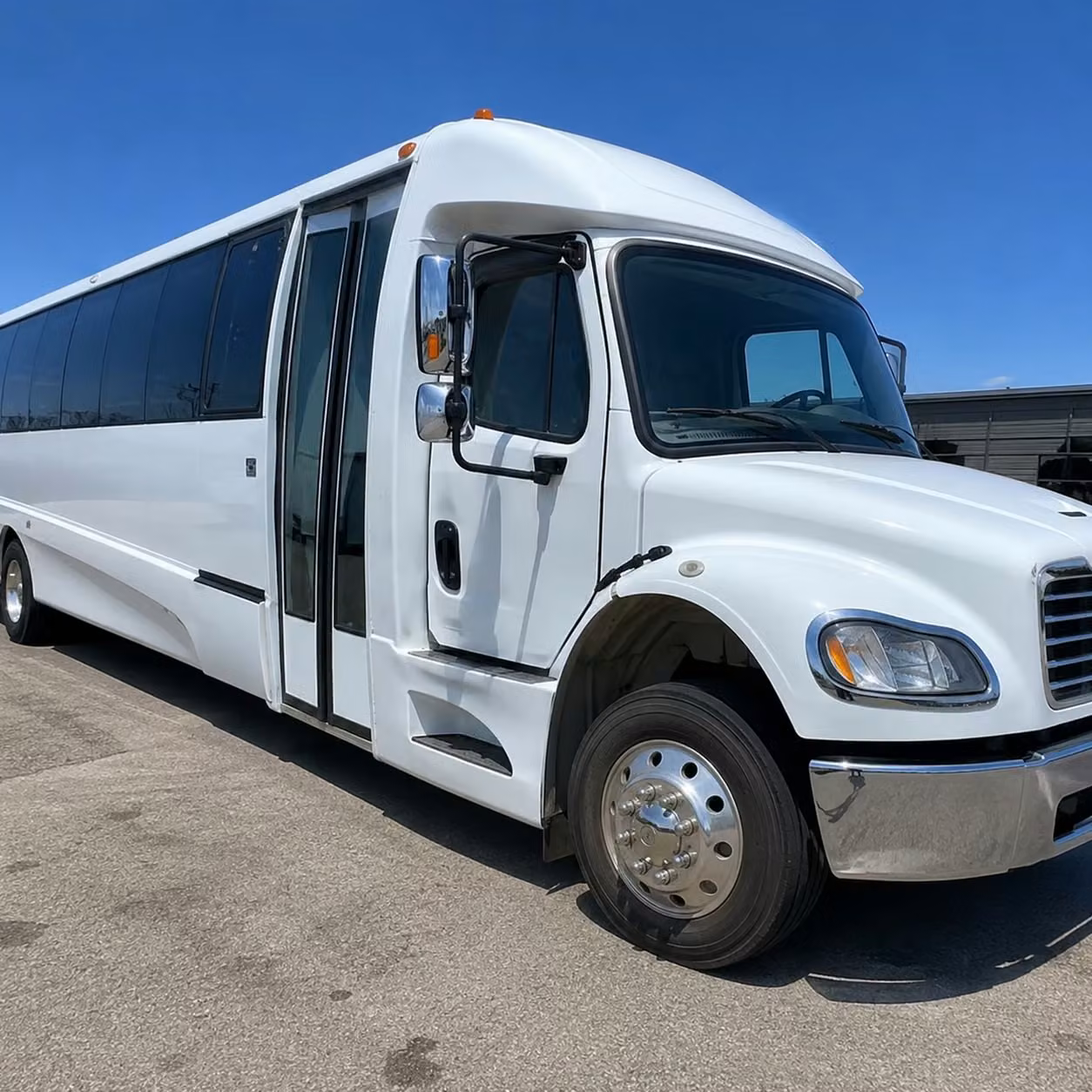temecula 18 passenger minibus rental